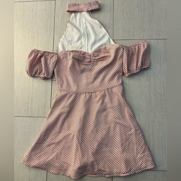 Revolve Ale by Alessandro - Picture 2 of 4